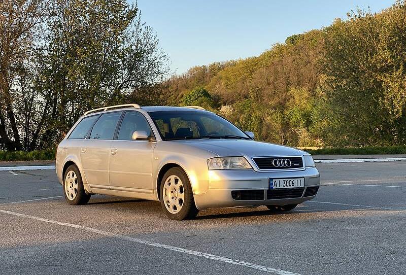 Audi A6 quattro 1999