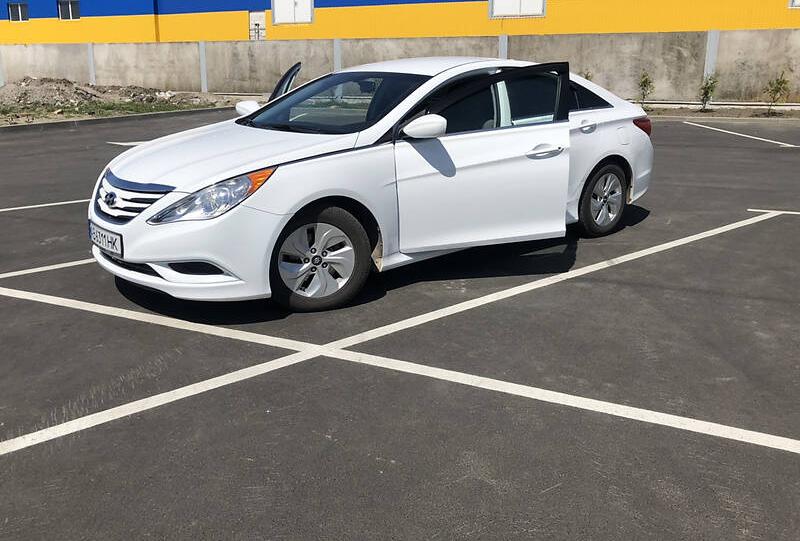 Hyundai Sonata 2013