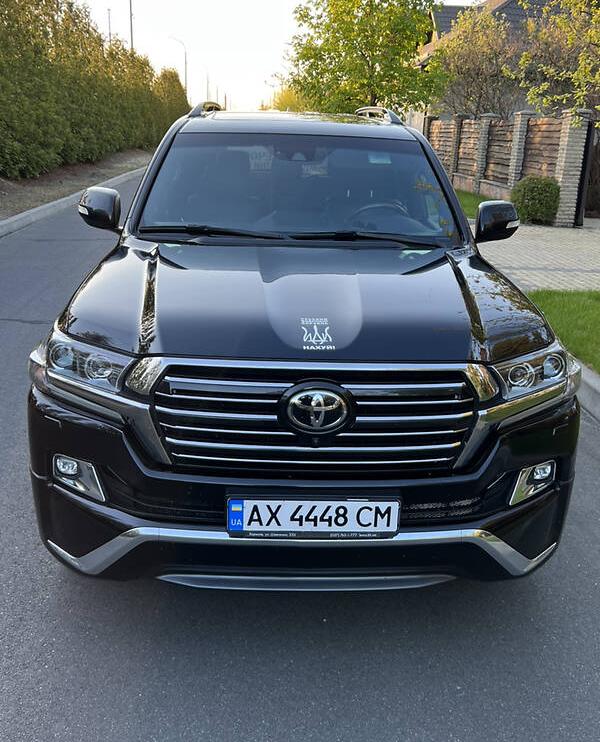 Toyota Land Cruiser 200 2017
