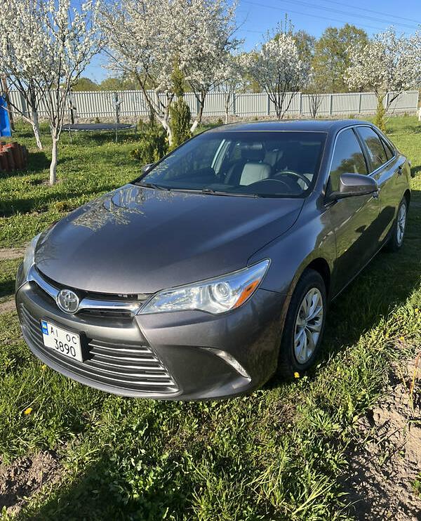 Toyota Camry 2016