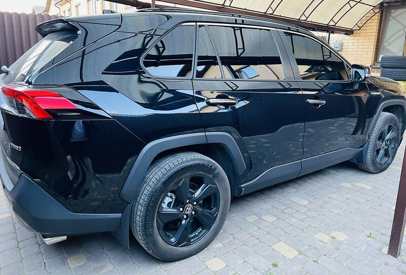Toyota RAV4 2021