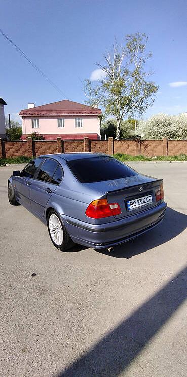 BMW 320 2001