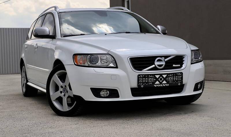 Volvo V50 R DESIGN  2012