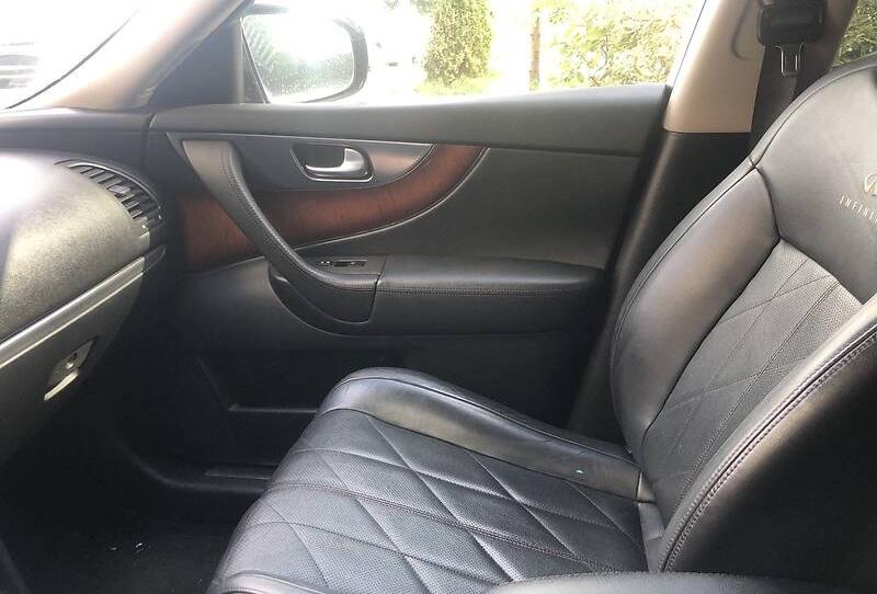 Infiniti FX 37 2010