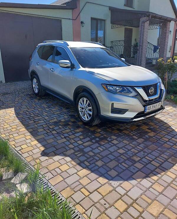 Nissan Rogue SV 2018