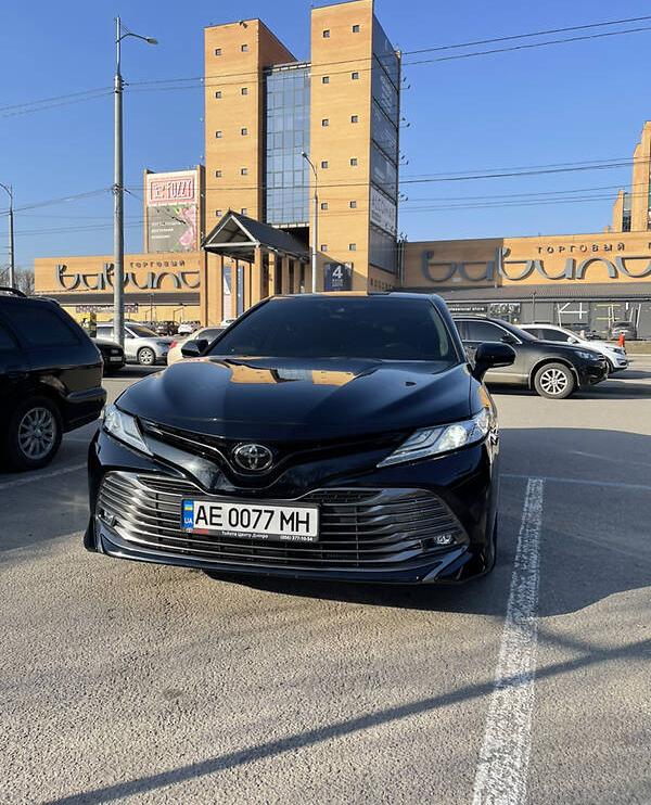 Toyota Camry 2017