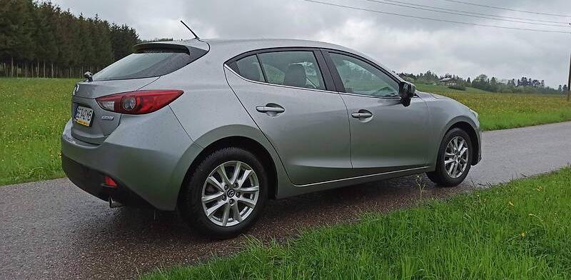 Mazda 3 2016