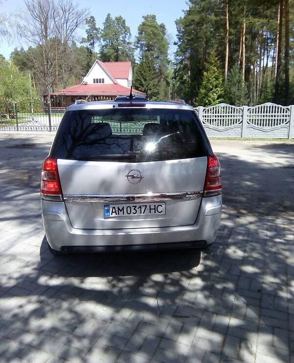 Opel Zafira 2010