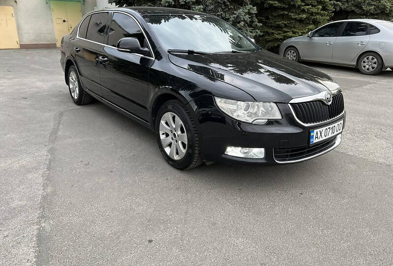 Skoda Superb 2012