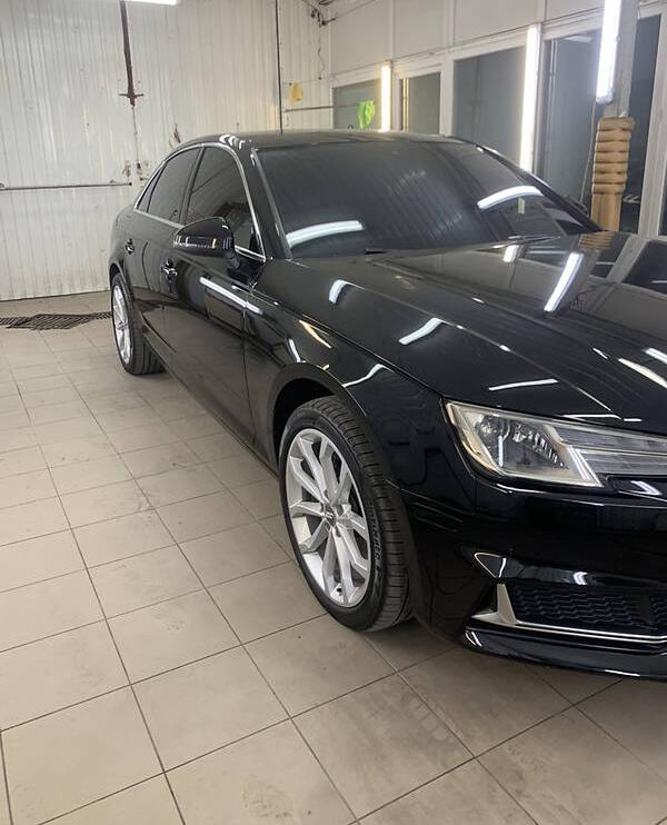 Audi A4 2019
