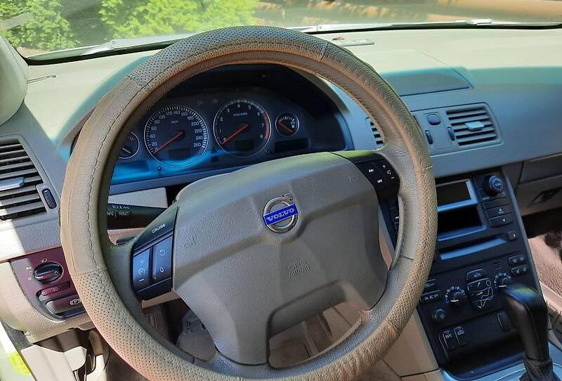 Volvo XC90 2005