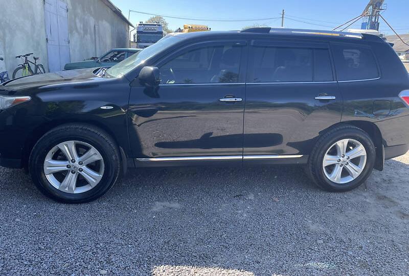 Toyota Highlander 2011