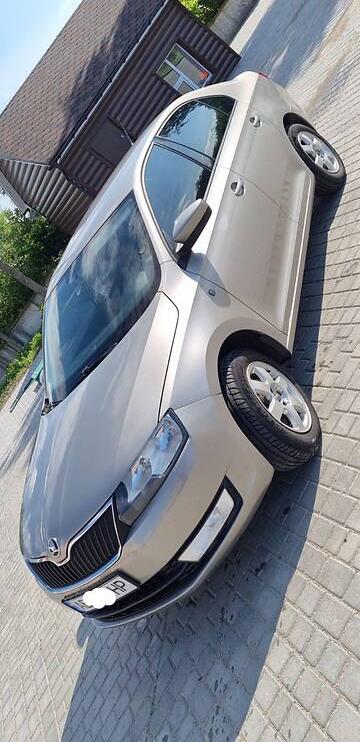Skoda Rapid 2015
