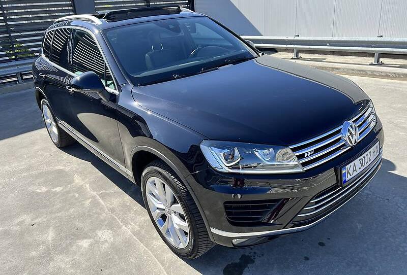 Volkswagen Touareg MATRIX RLINE PANO 2016