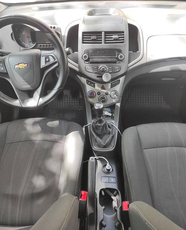Chevrolet Sonic T300 2013