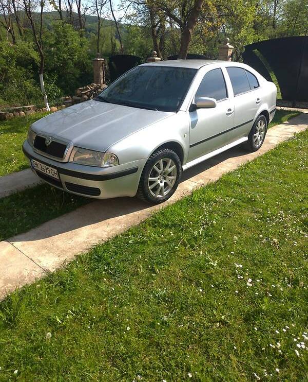 Skoda Octavia Tour 2000