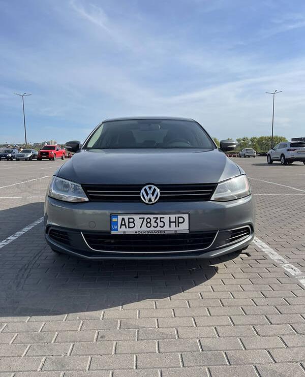 Volkswagen Jetta SE 2013