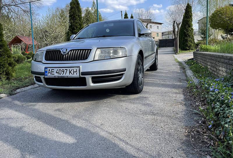Skoda Superb 2006
