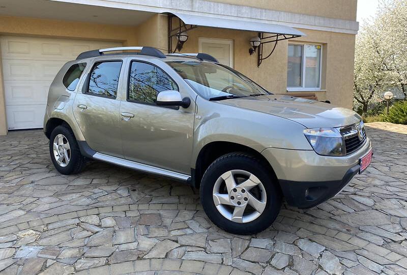 Dacia Duster Laureate 2010