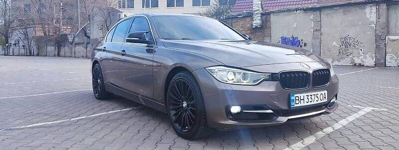 BMW 328 Luxury 2013