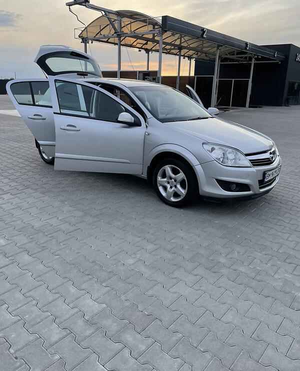 Opel Astra H 2008