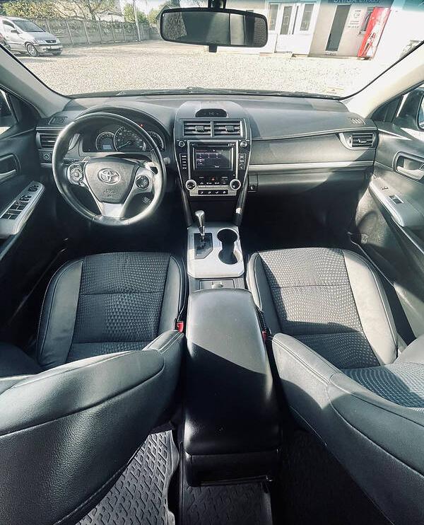 Toyota Camry 2014