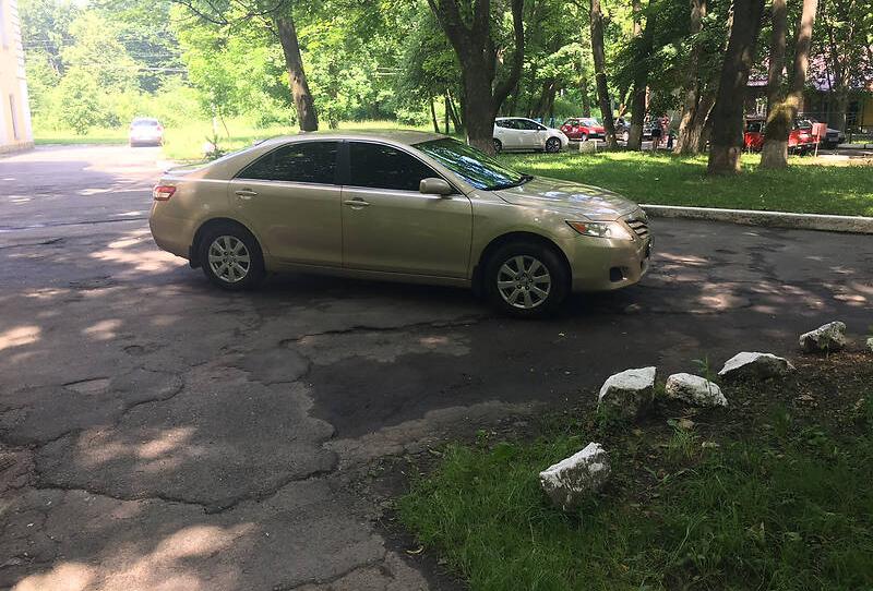 Toyota Camry 2010