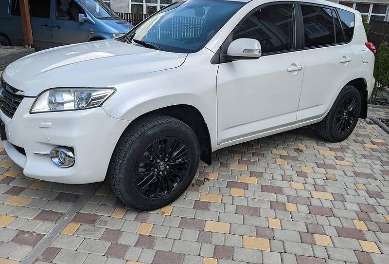 Toyota RAV4 2010