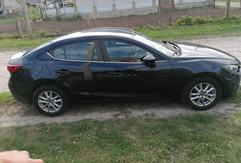 Mazda 3 2016