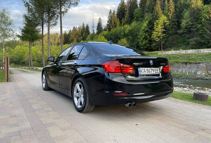BMW 328 2012