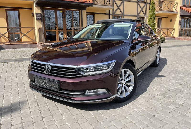 Volkswagen Passat B8 HIGHLINE 2015