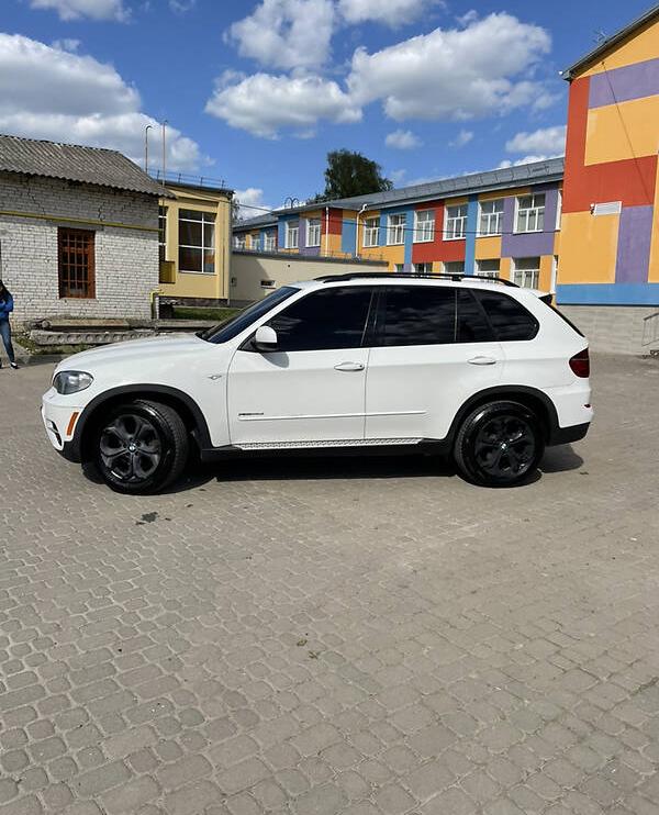 BMW X5 2011