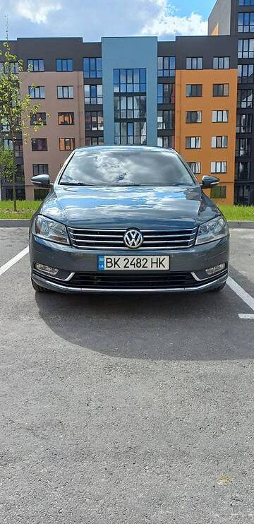 Volkswagen Passat B7 2010