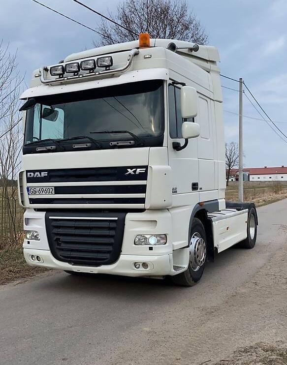 DAF XF 105 HYDRAVLIKA625TYS  2010