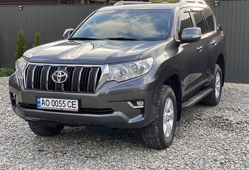 Toyota Land Cruiser Prado 150 2021
