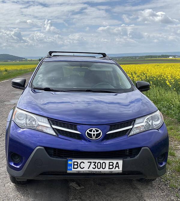 Toyota RAV4 2015