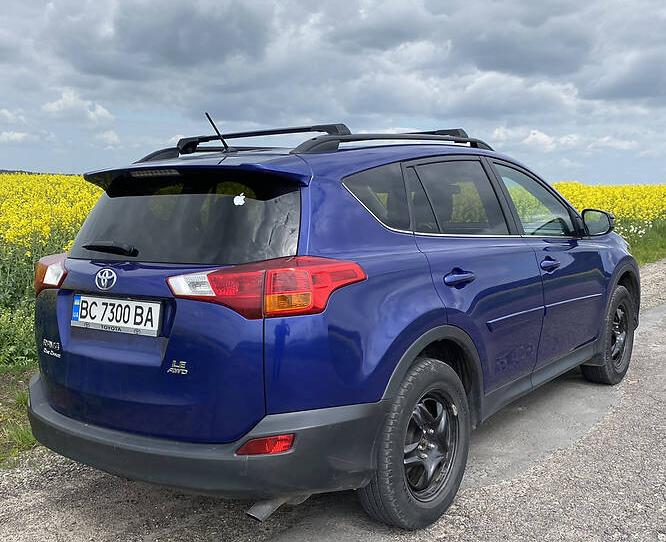 Toyota RAV4 2015
