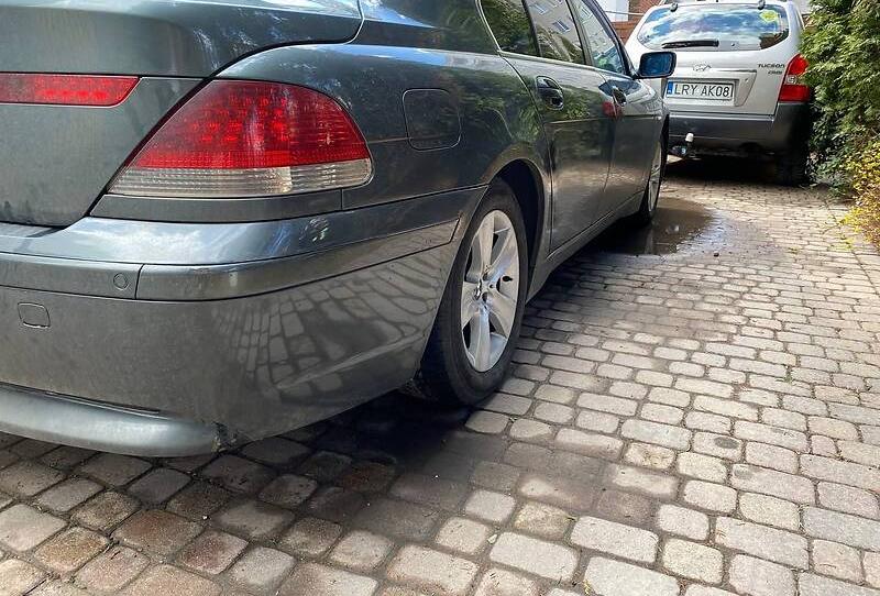 BMW 730 2002
