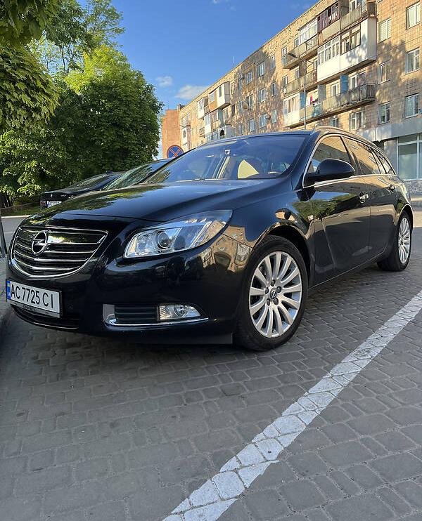 Opel Insignia Cosmo 2010