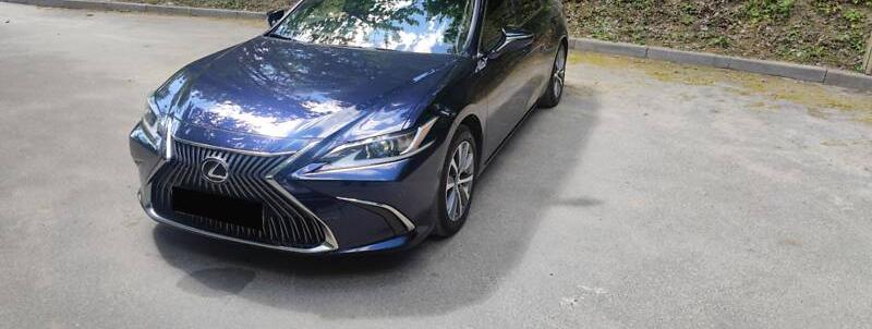 Lexus ES 250 2020
