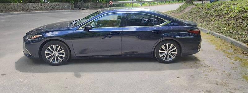 Lexus ES 250 2020