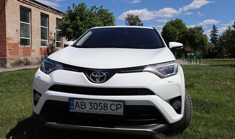 Toyota RAV4 2017