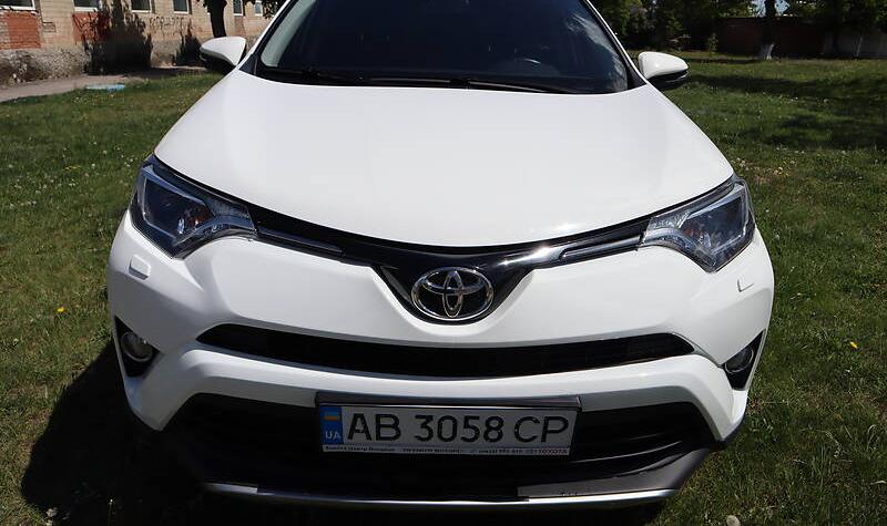 Toyota RAV4 2017