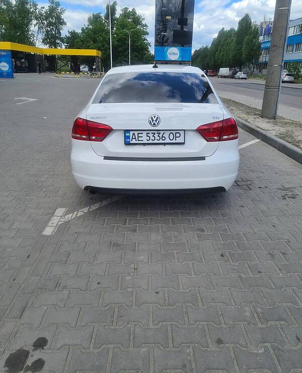 Volkswagen Passat B7 2015