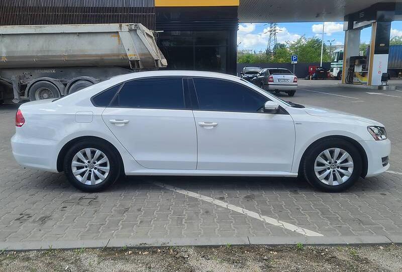 Volkswagen Passat B7 2015