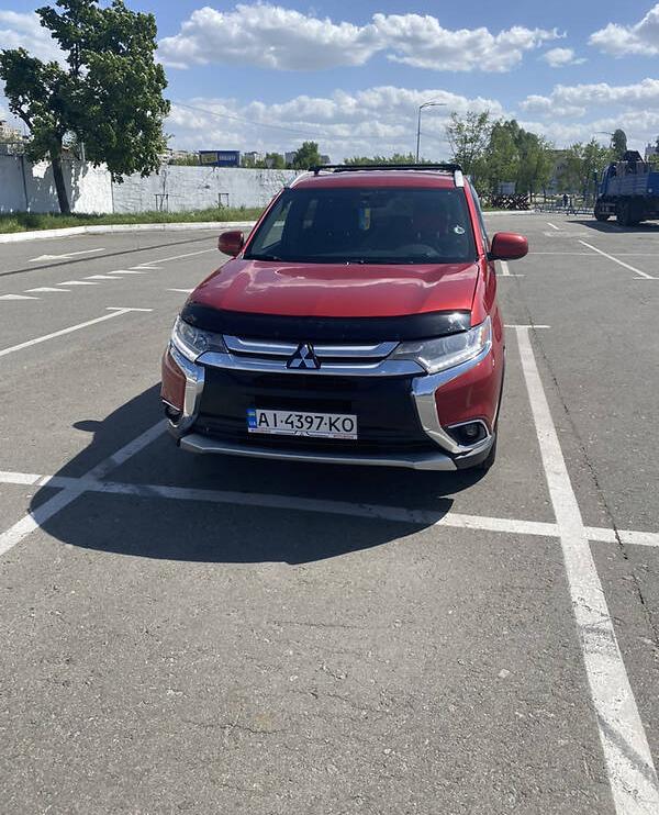 Mitsubishi Outlander 2016