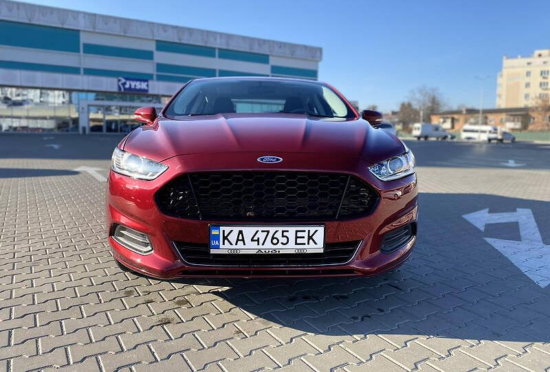 Ford Fusion SE 2016