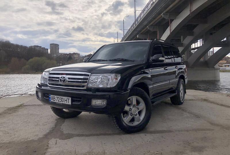 Toyota Land Cruiser 100 2005