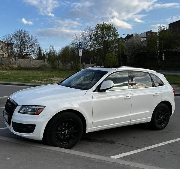 Audi Q5 Premium plus  2011
