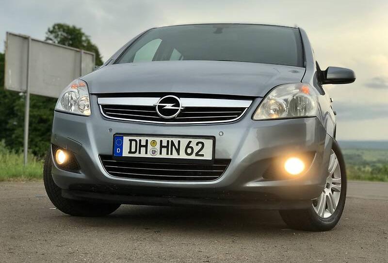Opel Zafira COSMO ECO FUEL 2010
